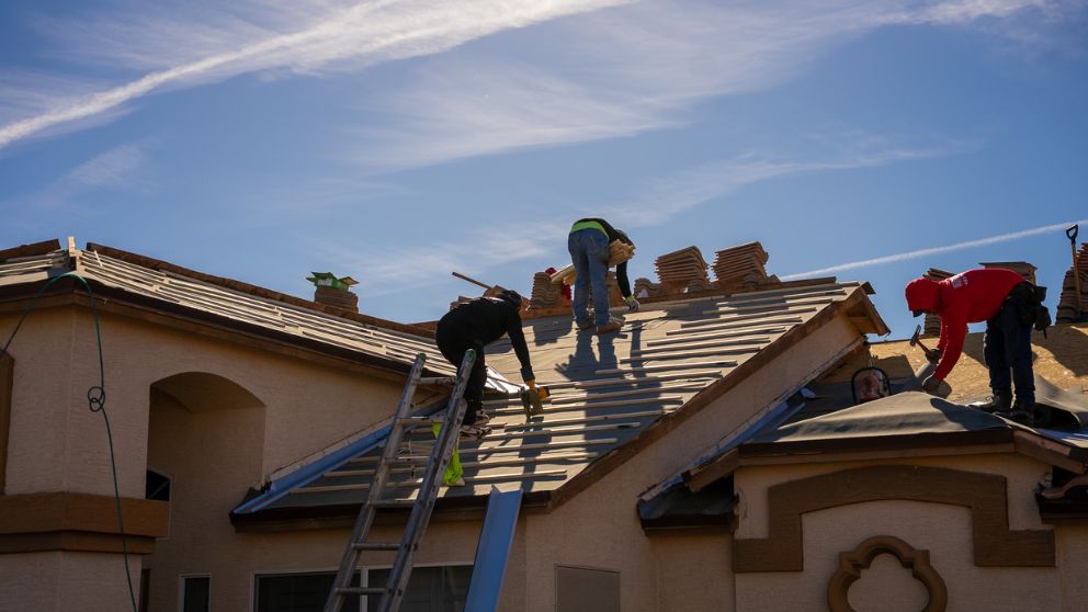 The Ultimate Guide to Roof Maintenance in Arizona’s Harsh Climate